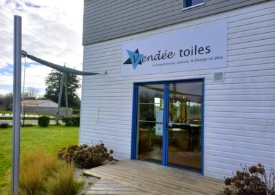 Magasin de voiles extérieures